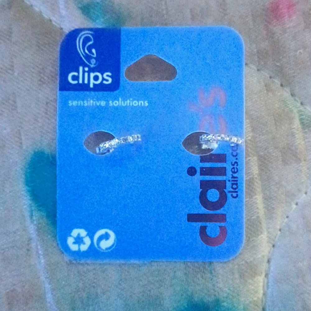 Clip-on earings